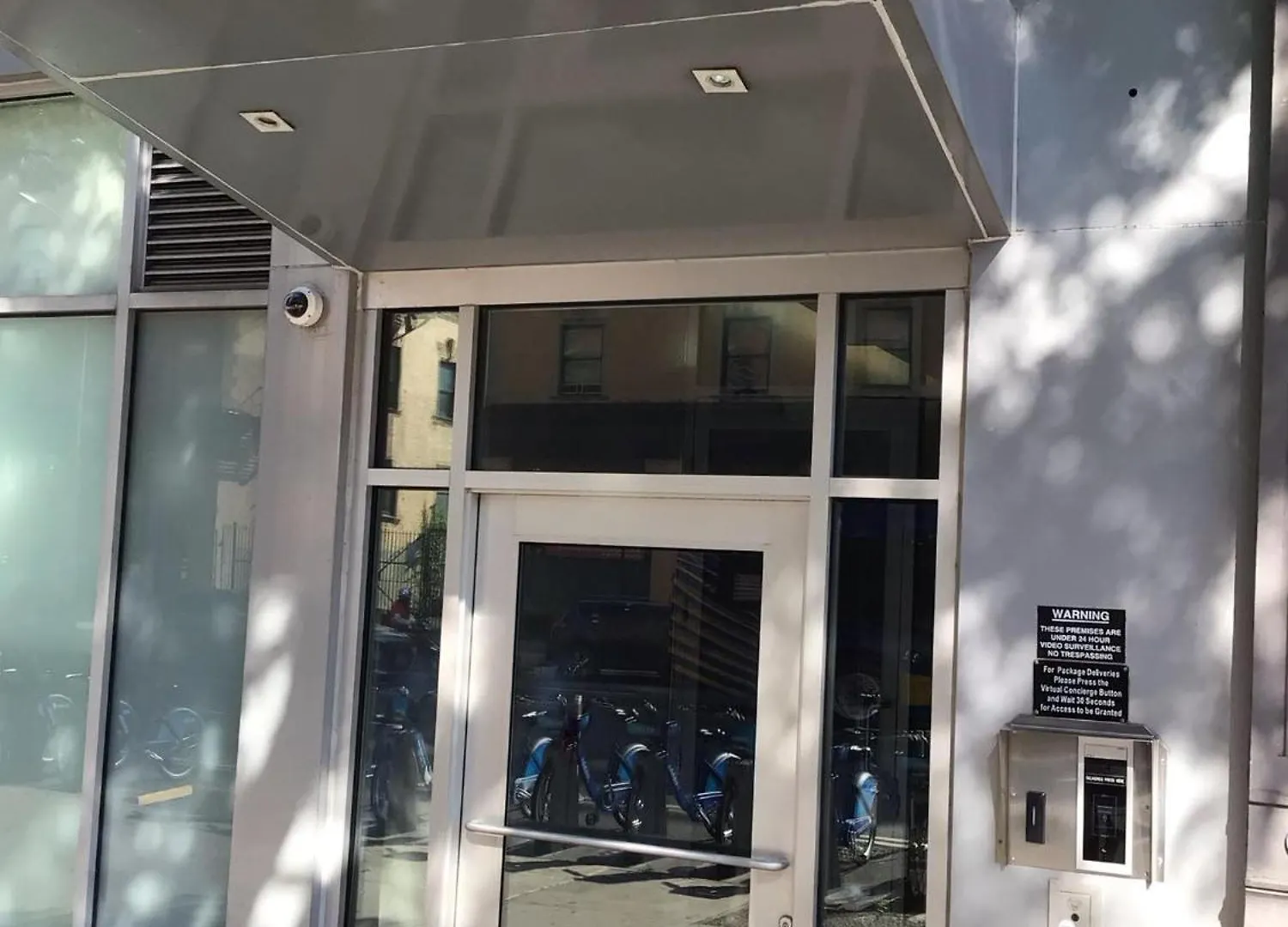 Large And Luxurious In Strivers Row New York 0*,