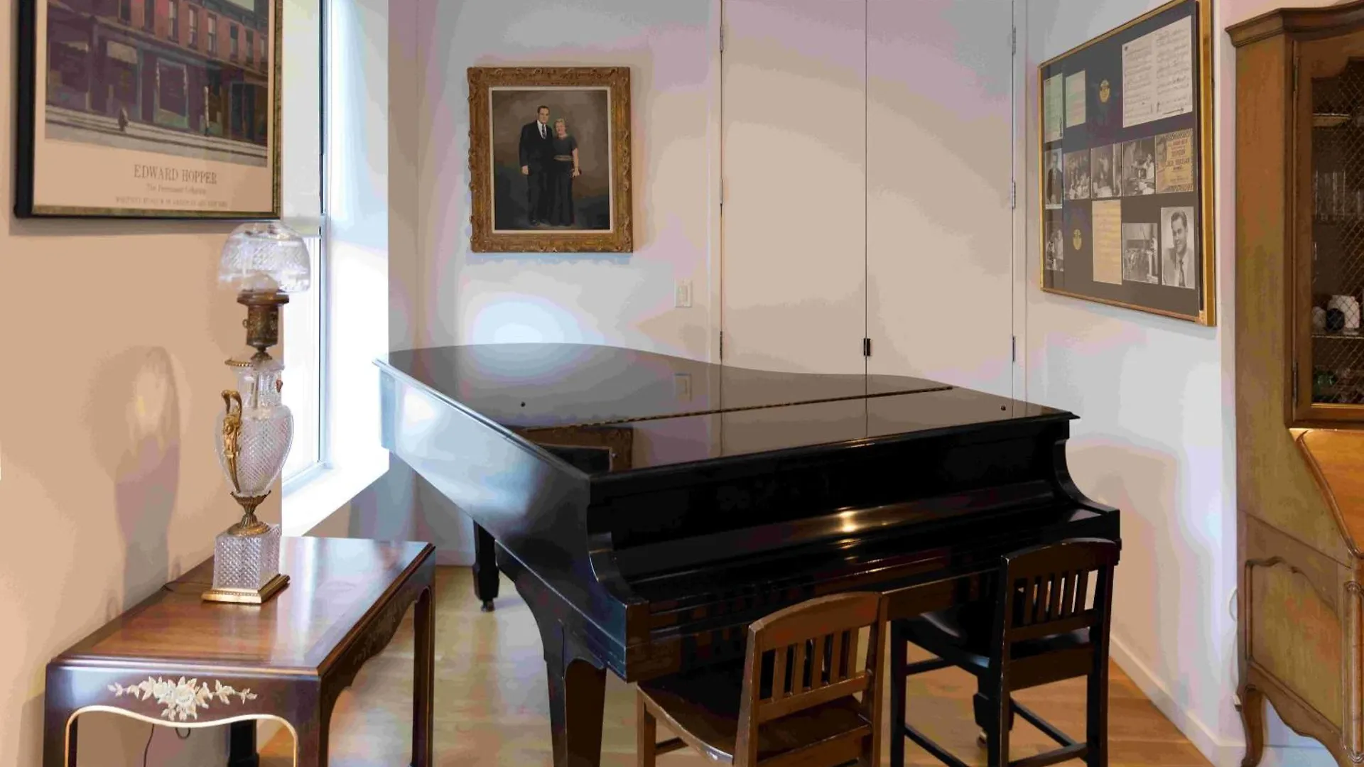 Large And Luxurious In Strivers Row New York